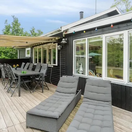 2 Bedroom In * Hasle